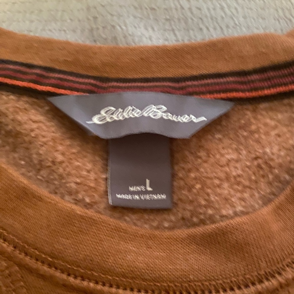 Light brown Eddie Bauer Crewneck, Men’s Large - Picture 2 of 3